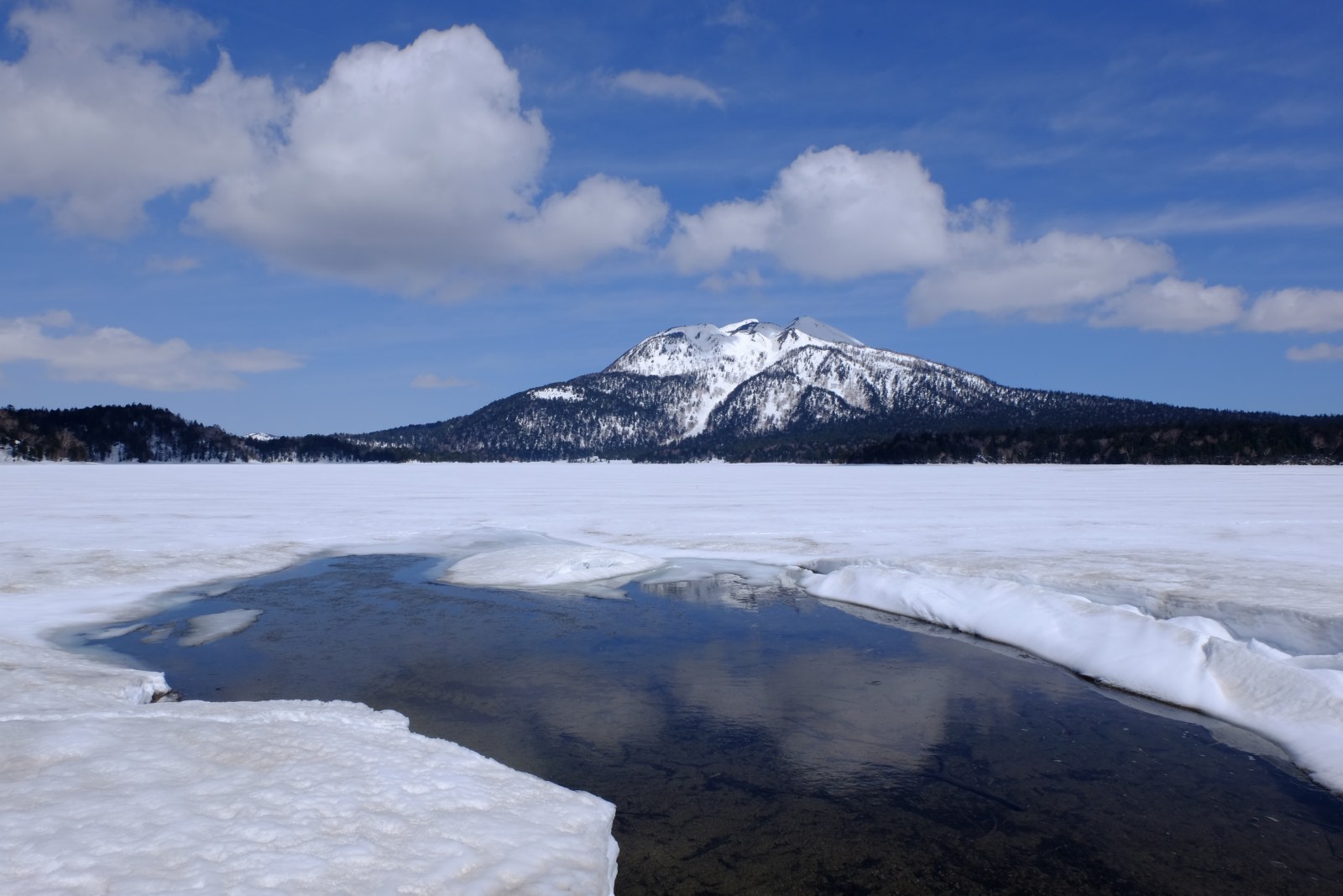 ヤマケイ アルペンガイド Alpen Guide 尾瀬 佐々木亨著 山と溪谷社 尾瀬 残雪期 尾瀬沼